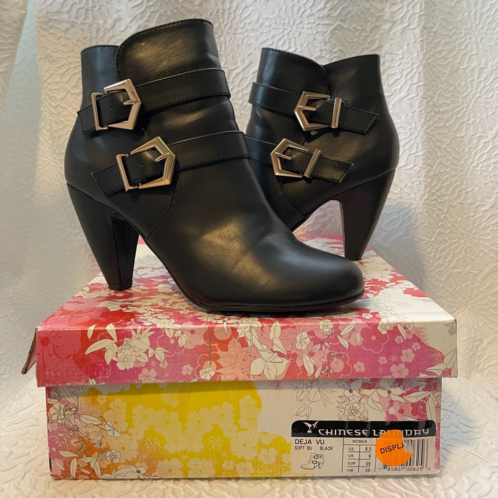 Chinese Laundry Deja Vu black heeled boots / booties